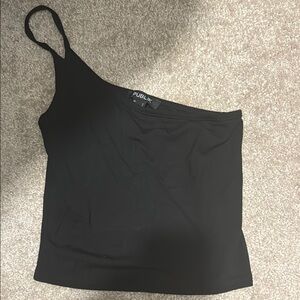Asymmetrical one shoulder cropped tank